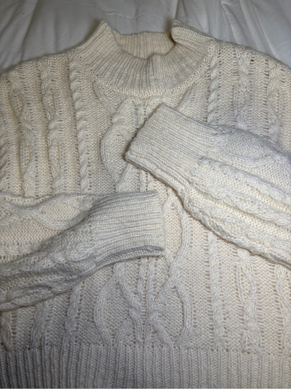 Ivory Cropped Sweater NWT Women’s S - Picture 5 of 5